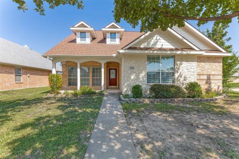 6100 Huntington Drive Haltom City TX 76137
