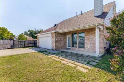 6100 Huntington Drive Haltom City TX 76137