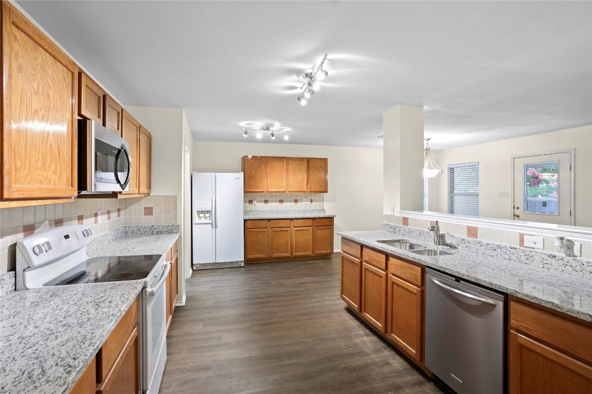 5702 Rumford Trail Arlington TX 76017