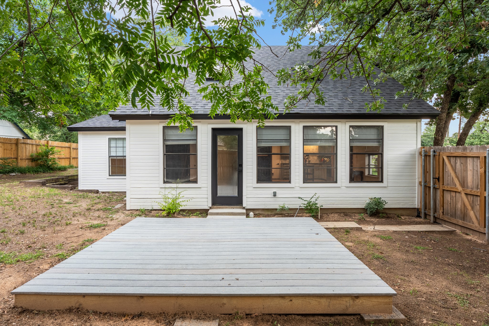 600 Lost Trail Granbury TX 76049