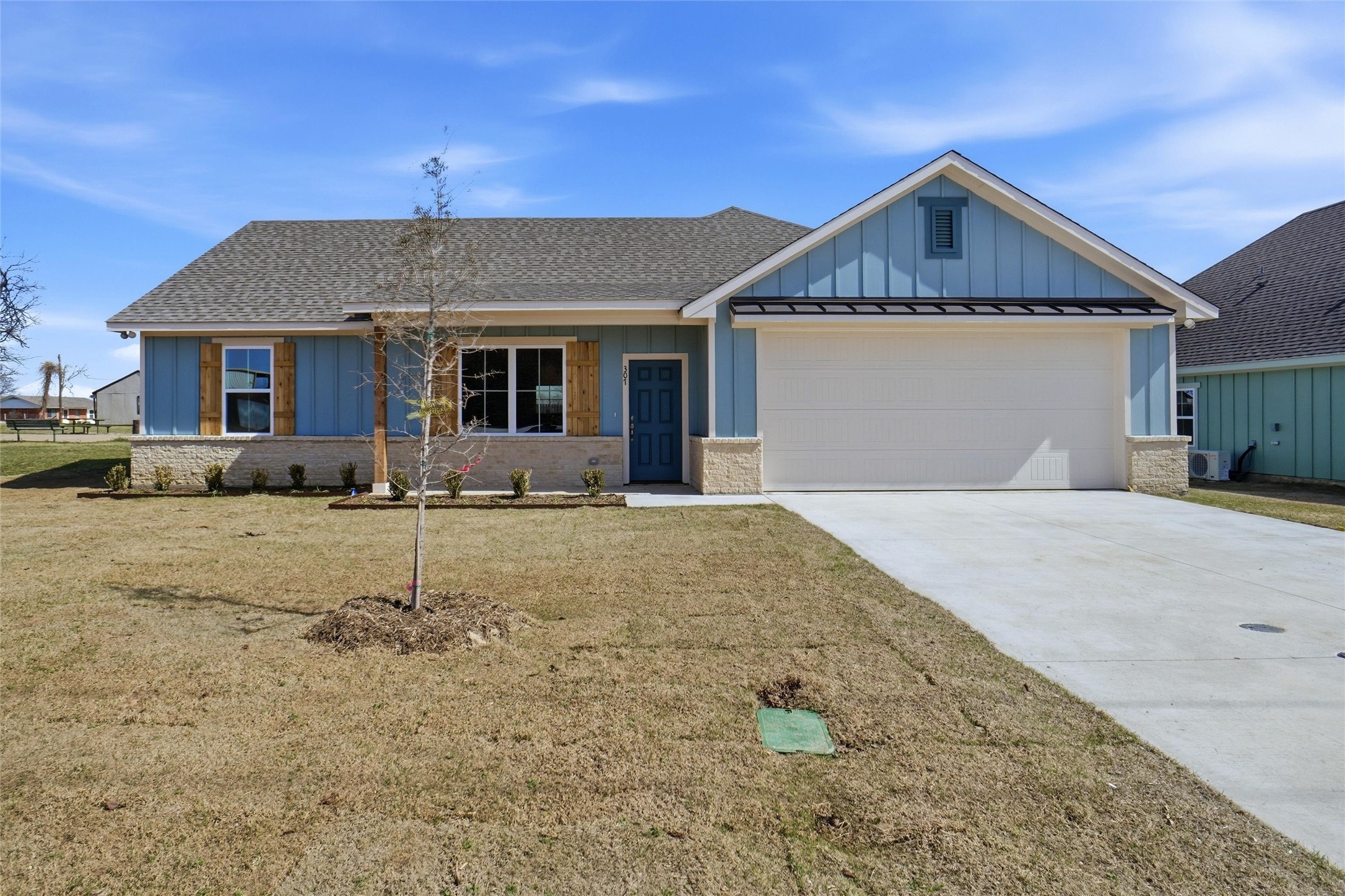 307 Railroad Avenue Sanger TX 76266