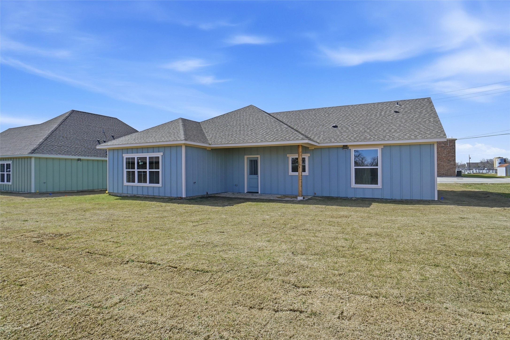 307 Railroad Avenue Sanger TX 76266