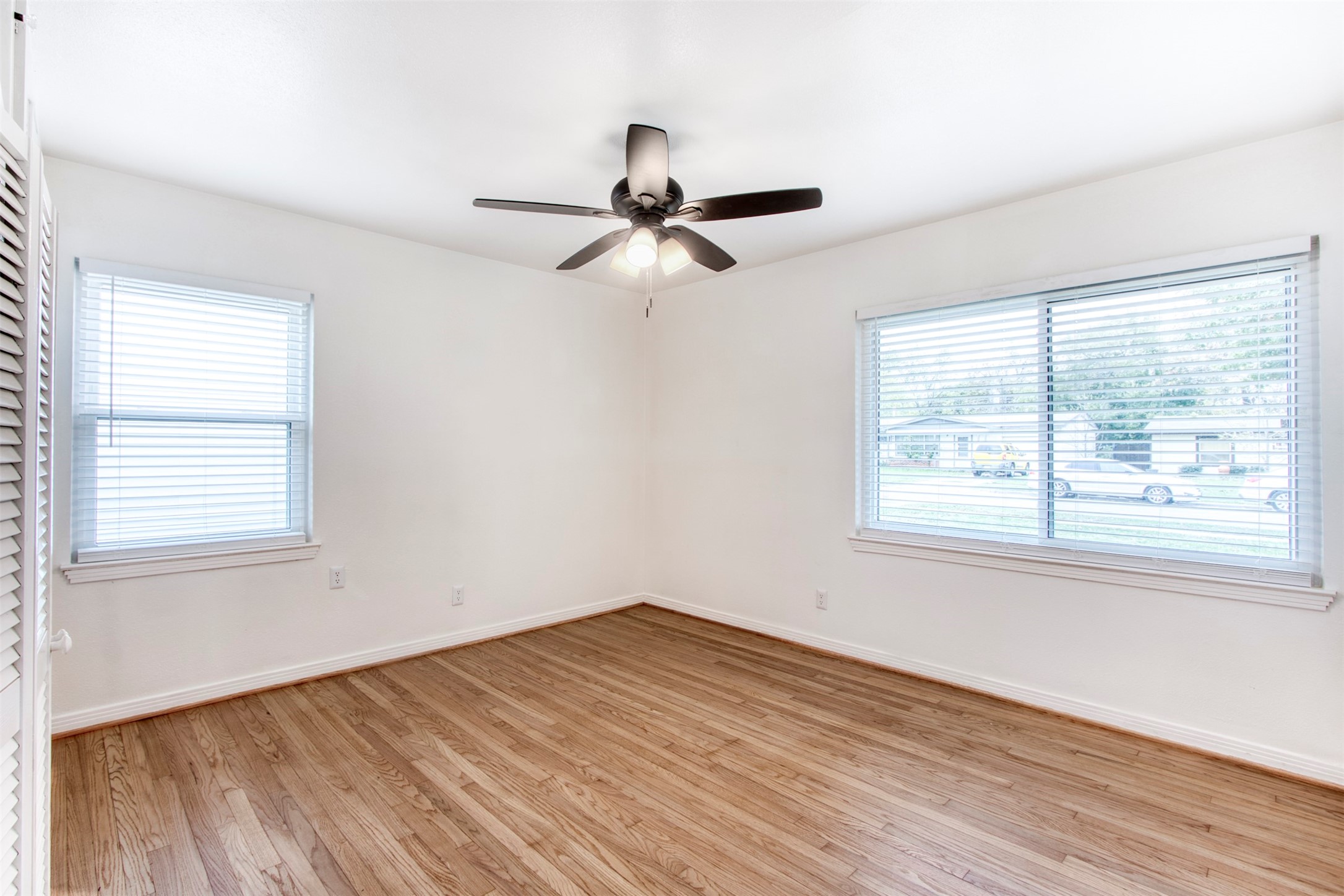 11521 Fernald Avenue Dallas TX 75218