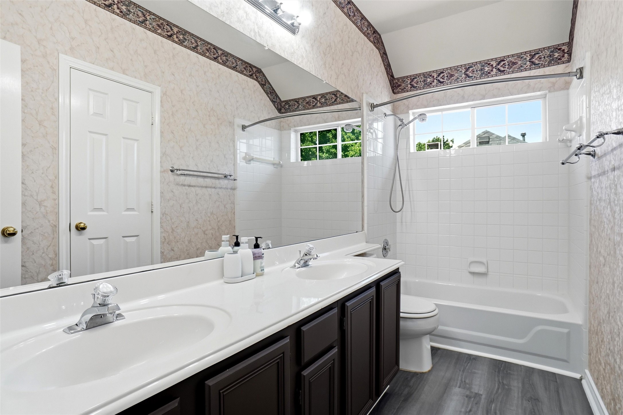 1113 Hunters Creek Drive Carrollton TX 75007