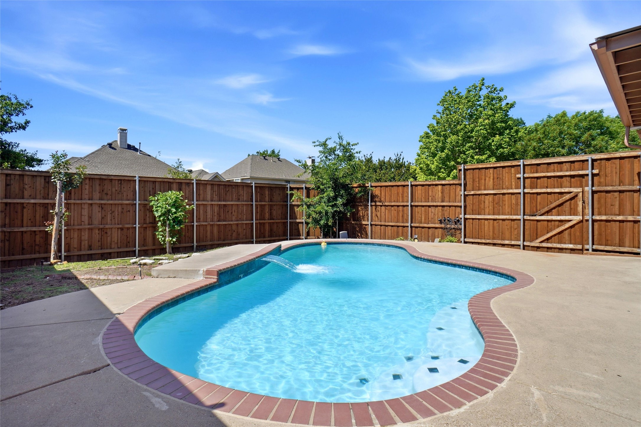 1113 Hunters Creek Drive Carrollton TX 75007