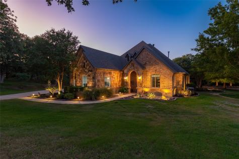 7324 Brady Oaks Drive Fort Worth TX 76135