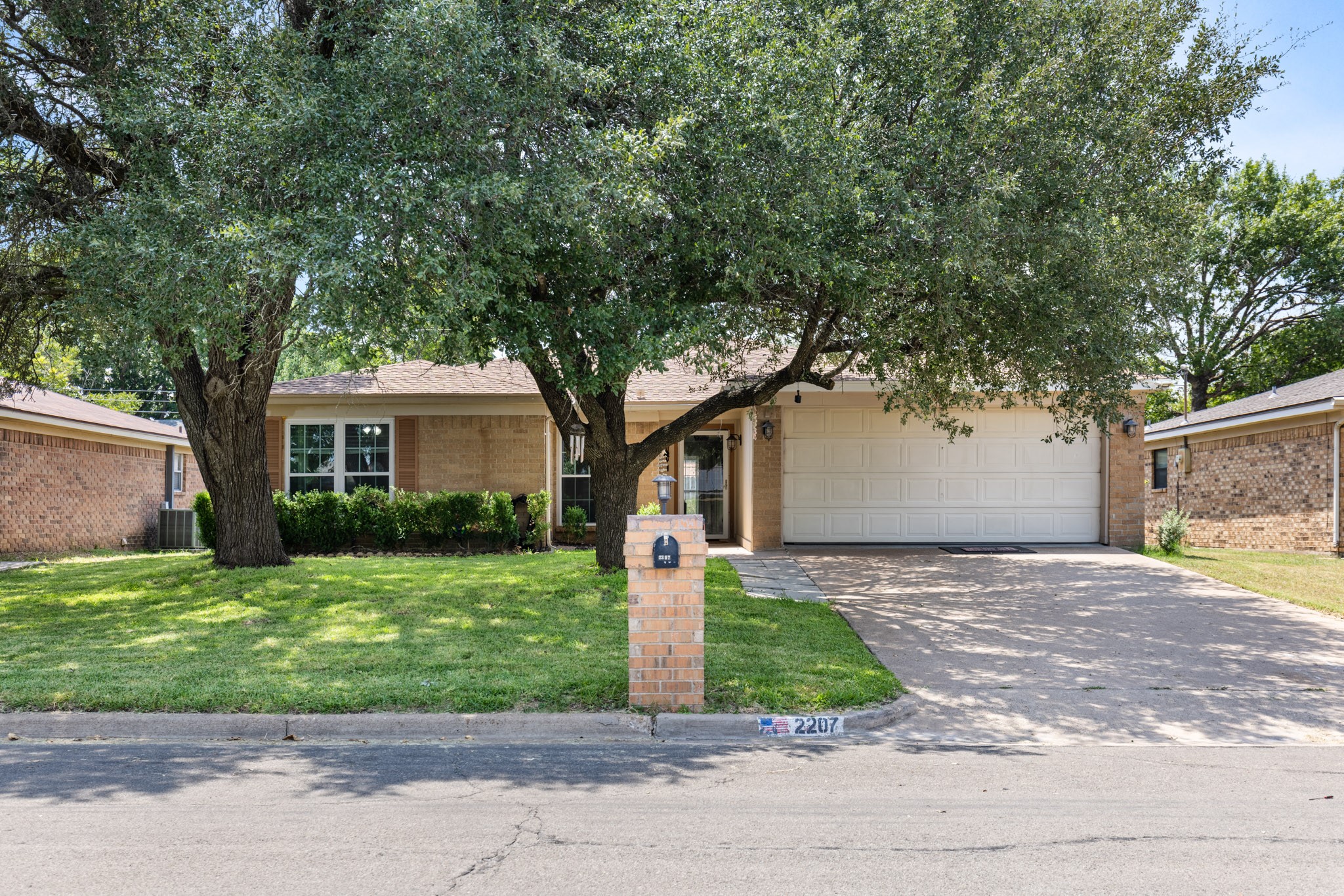 2207 Skylark Drive Woodway TX 76712