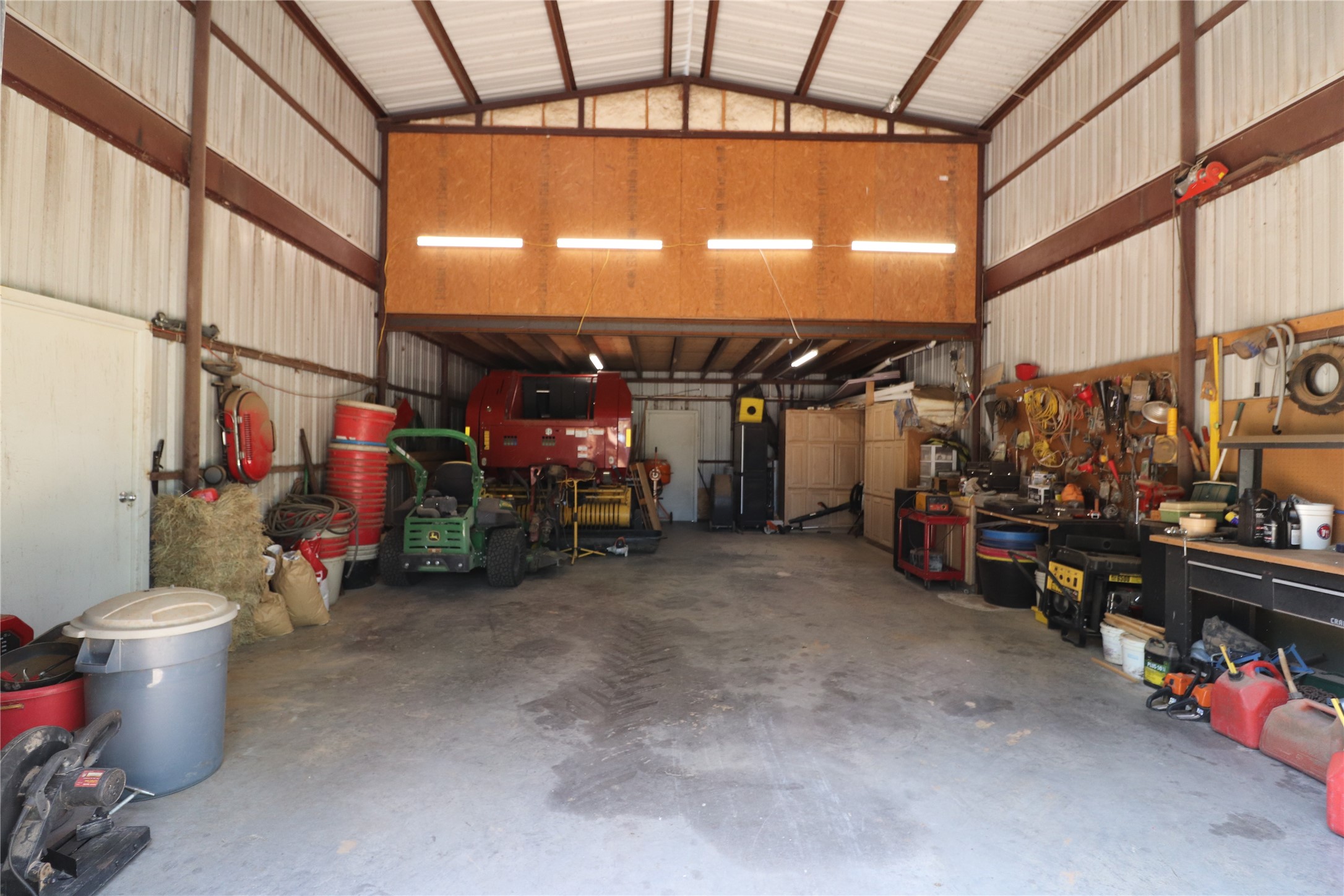 2642 Huddleston Sunset TX 76270