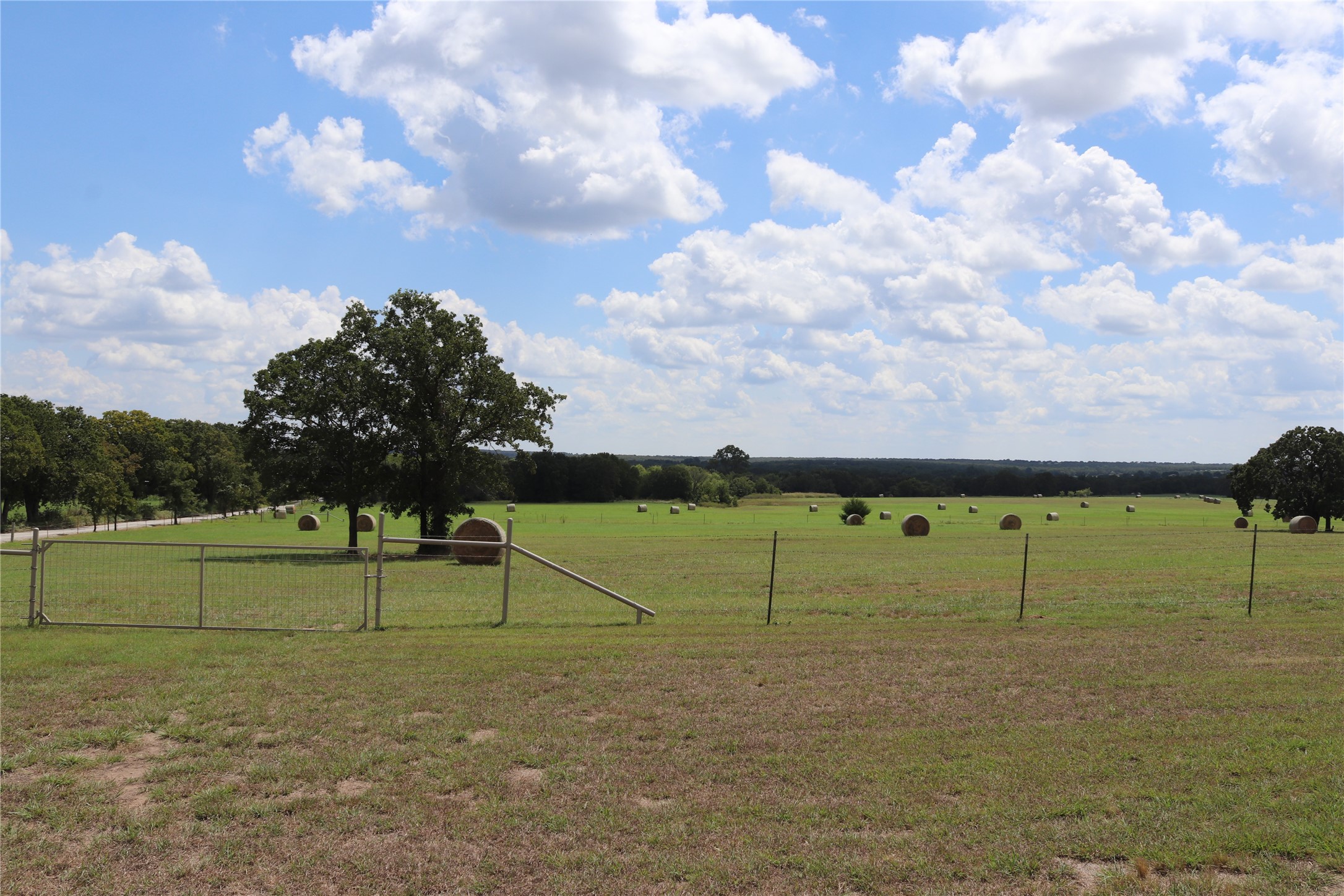 2642 Huddleston Sunset TX 76270