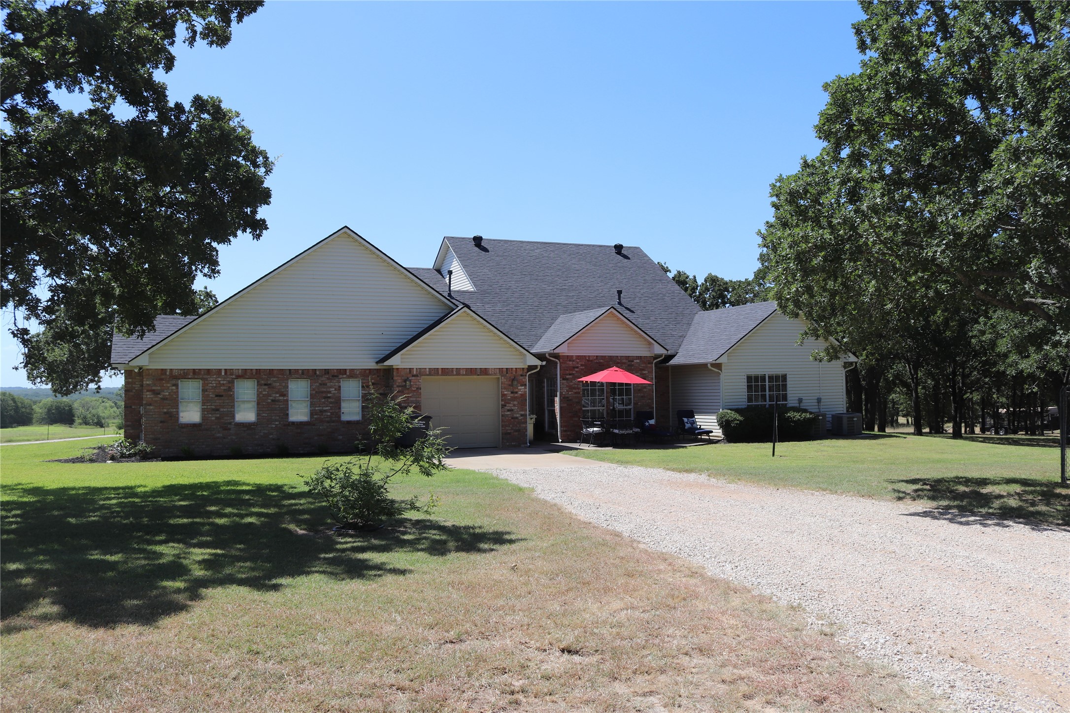 2642 Huddleston Sunset TX 76270
