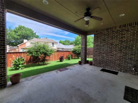 1909 Maggis Meadow Lane Rowlett TX 75089