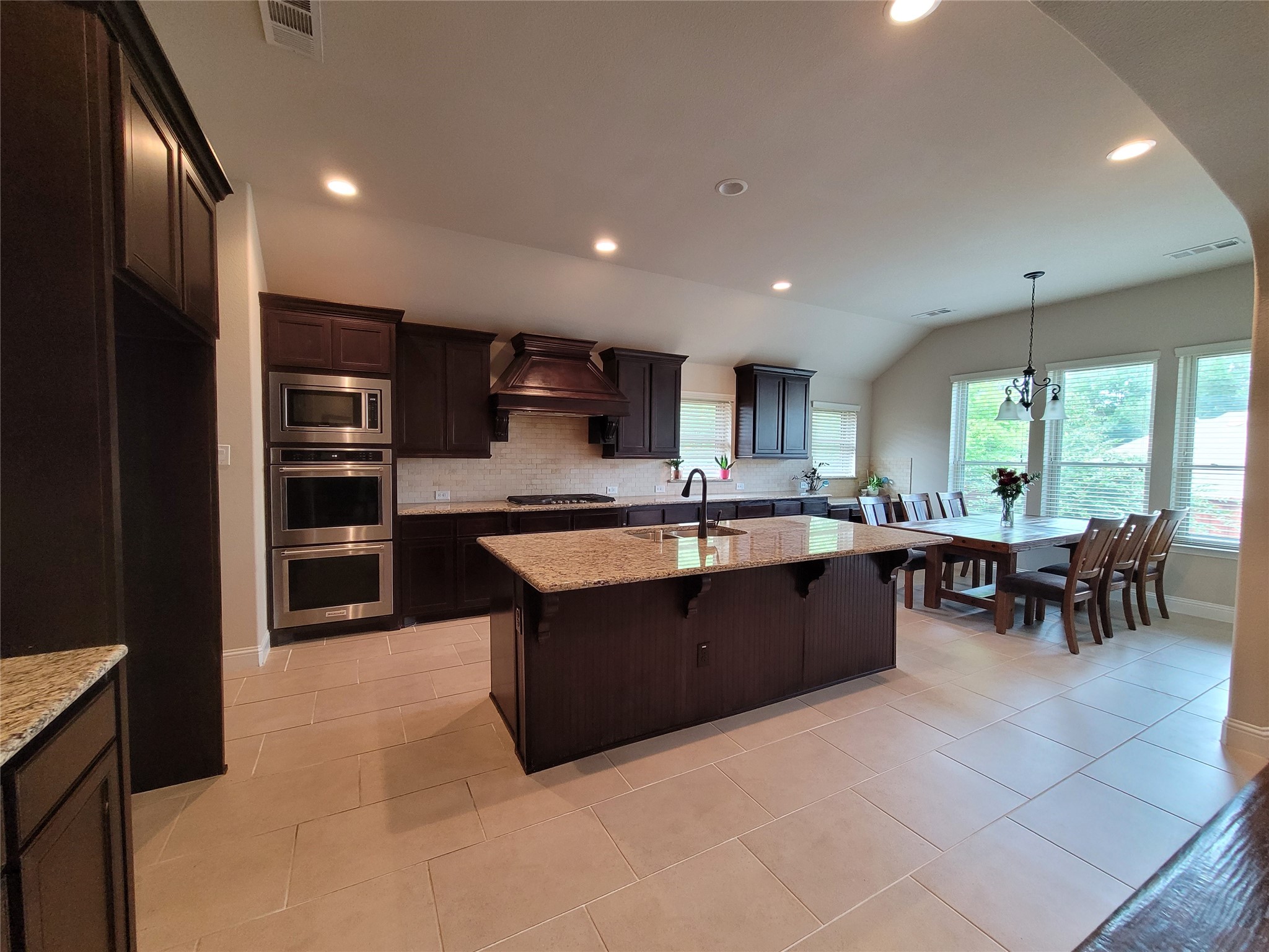 1909 Maggis Meadow Lane Rowlett TX 75089