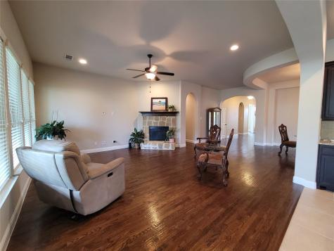 1909 Maggis Meadow Lane Rowlett TX 75089