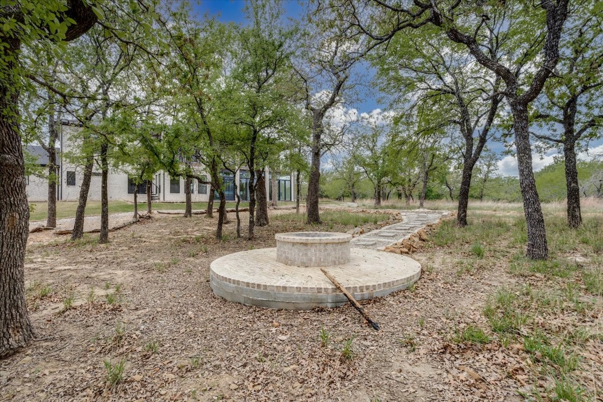 124 Cote D Azur Drive Chico TX 76431