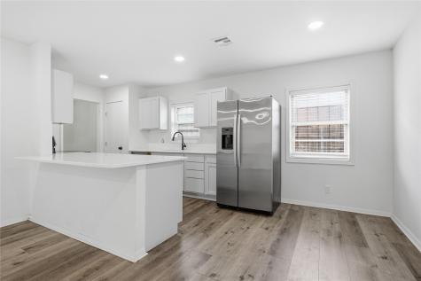 1900 Mahalia Drive Waco TX 76705