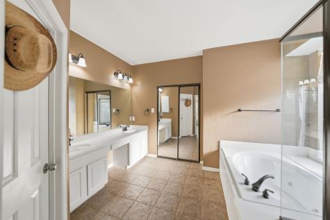 1905 Lakeway Drive Rowlett TX 75088