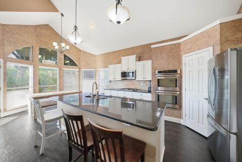 1905 Lakeway Drive Rowlett TX 75088