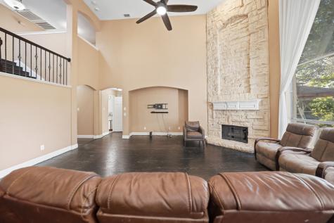 1905 Lakeway Drive Rowlett TX 75088