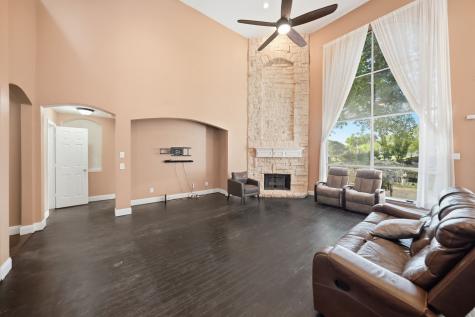 1905 Lakeway Drive Rowlett TX 75088