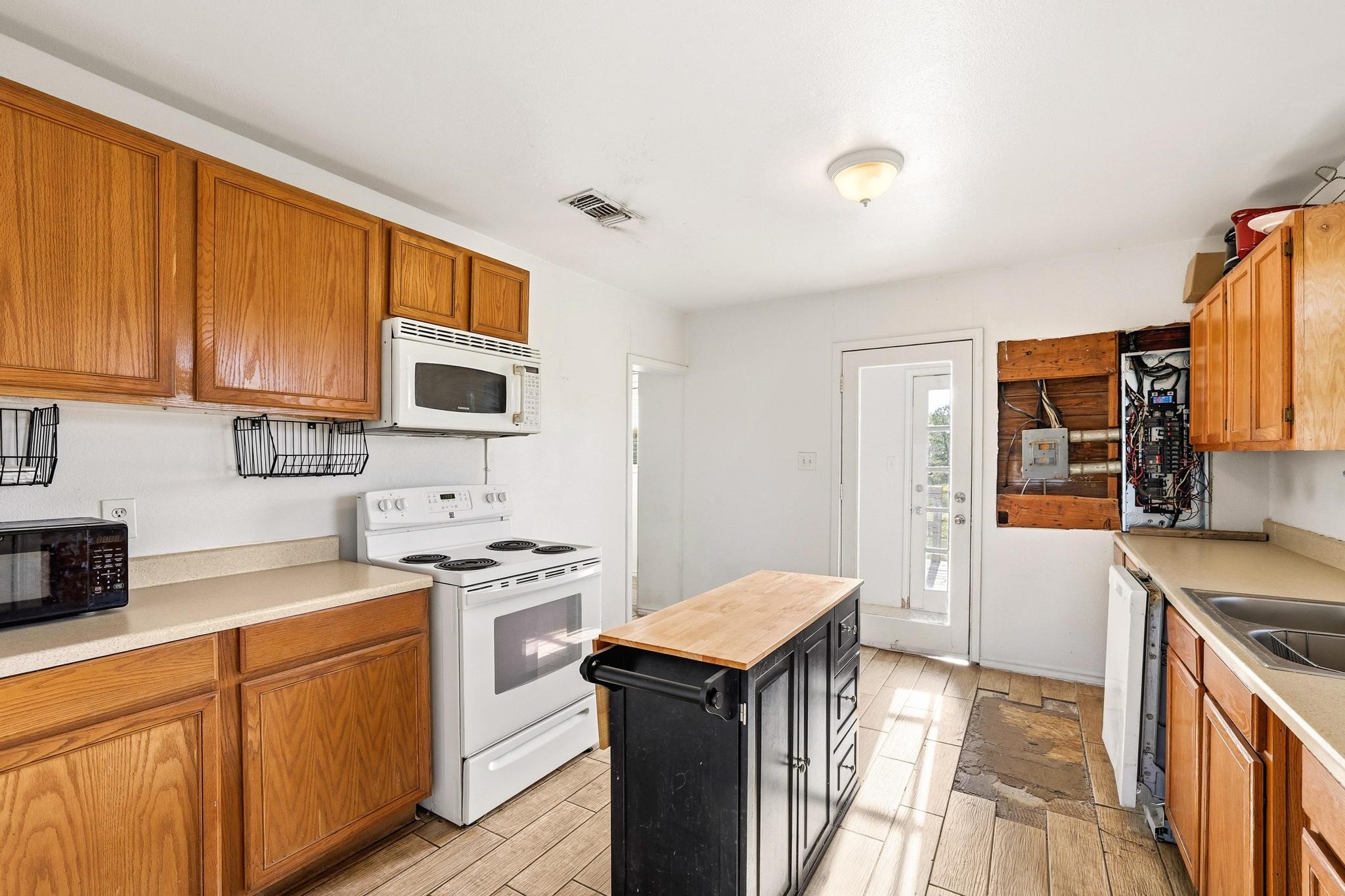 2092 County Road 5010 Blue Ridge TX 75424
