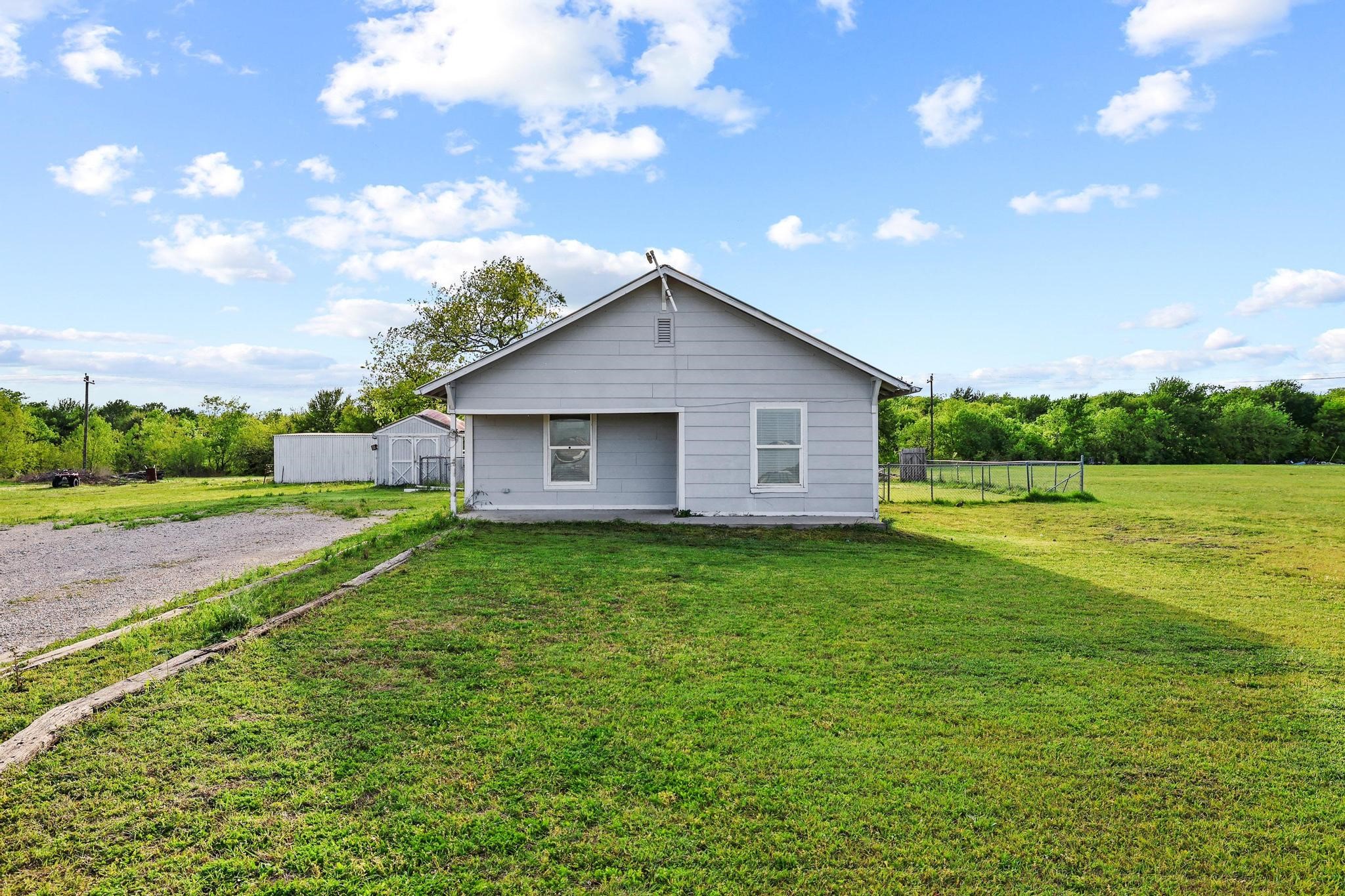 2092 County Road 5010 Blue Ridge TX 75424