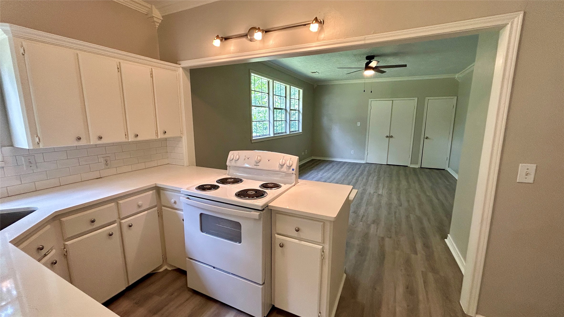 111 Dogwood Trail Gun Barrel City TX 75156