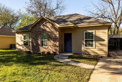 528 W Heard Street Cleburne TX 76033