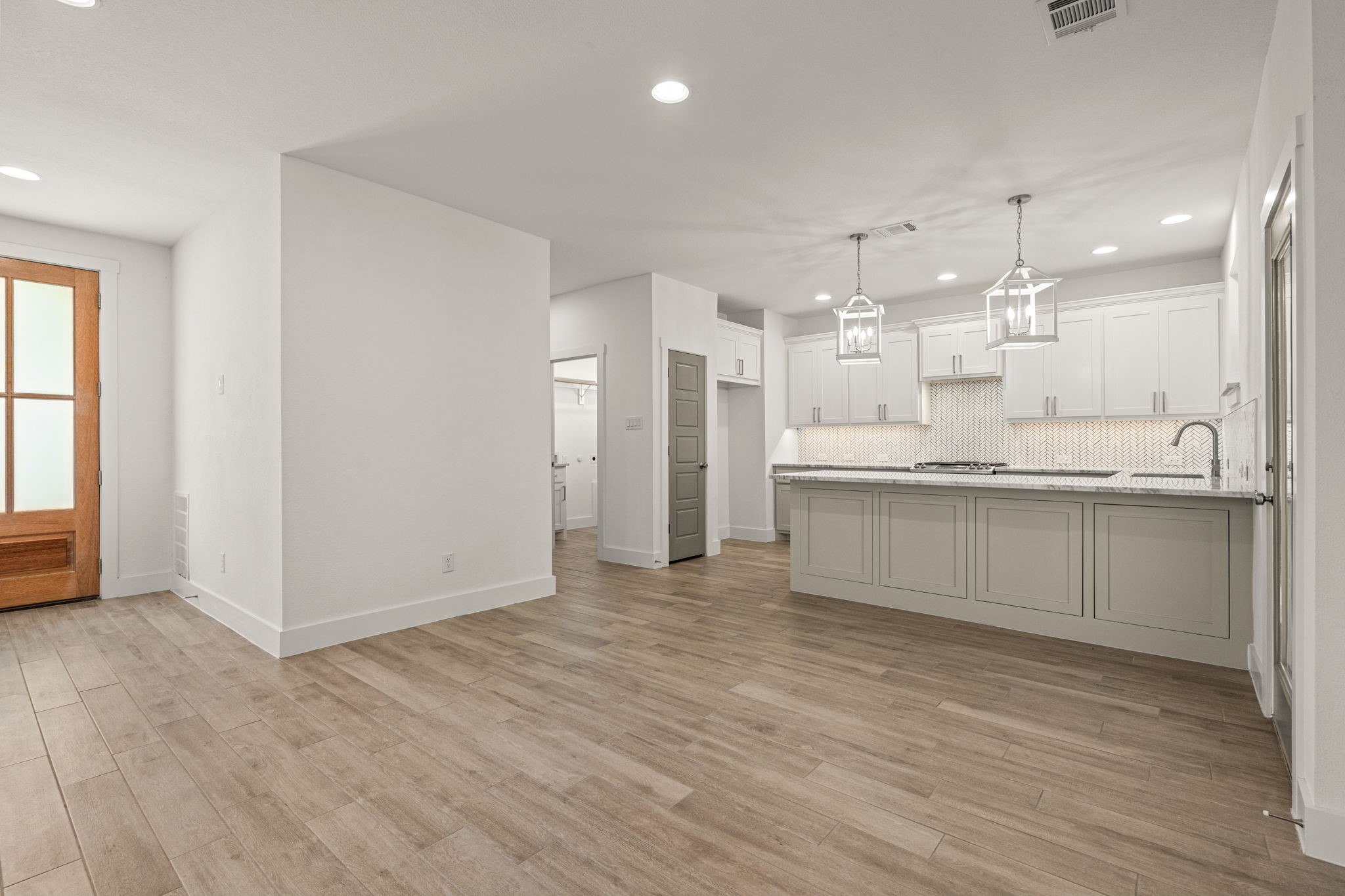 5618 Oaks Lane Westworth Village TX 76114