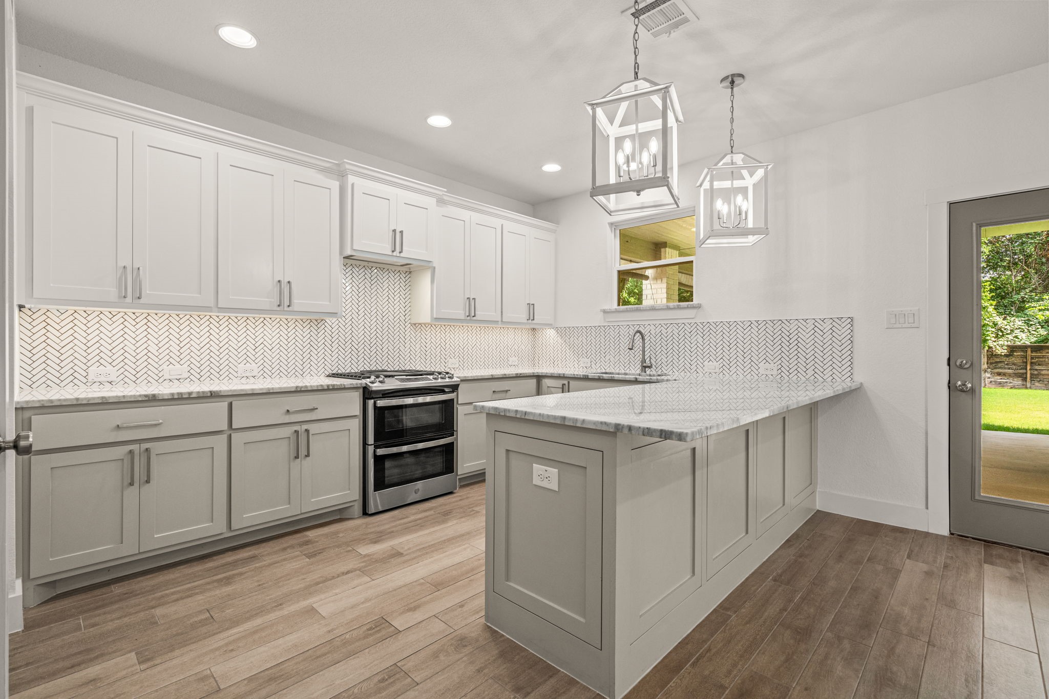 5618 Oaks Lane Westworth Village TX 76114