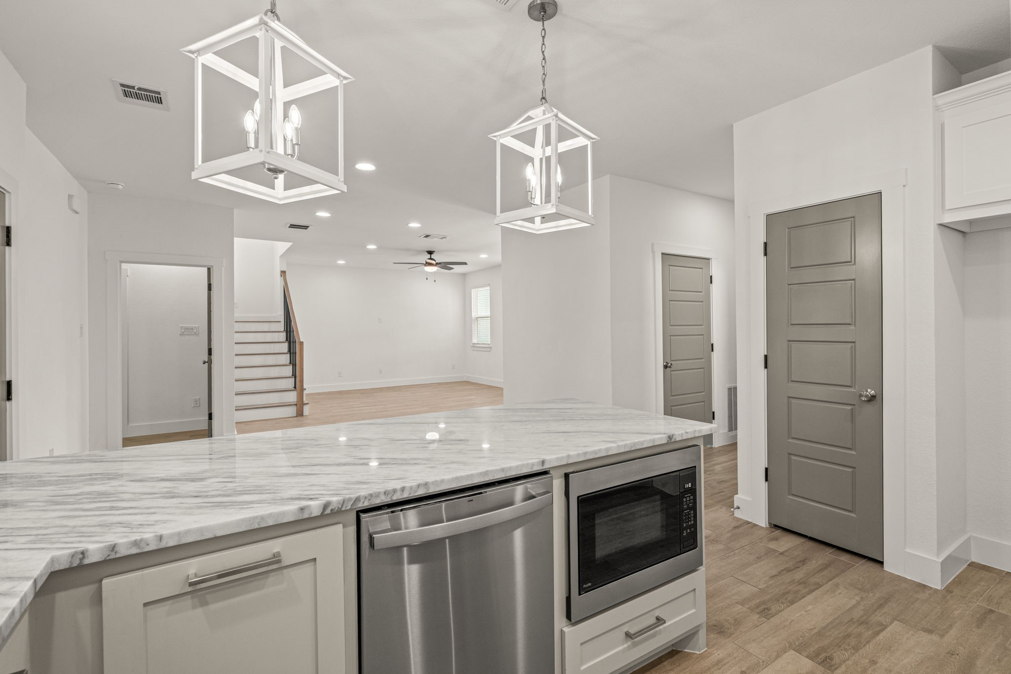 5618 Oaks Lane Westworth Village TX 76114