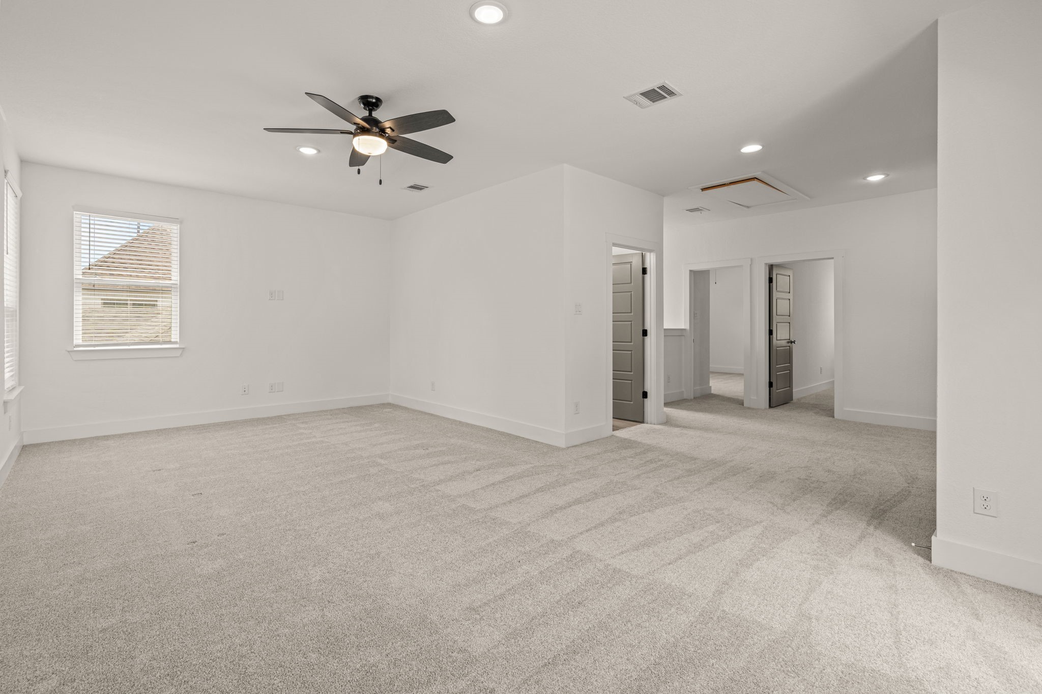 5618 Oaks Lane Westworth Village TX 76114