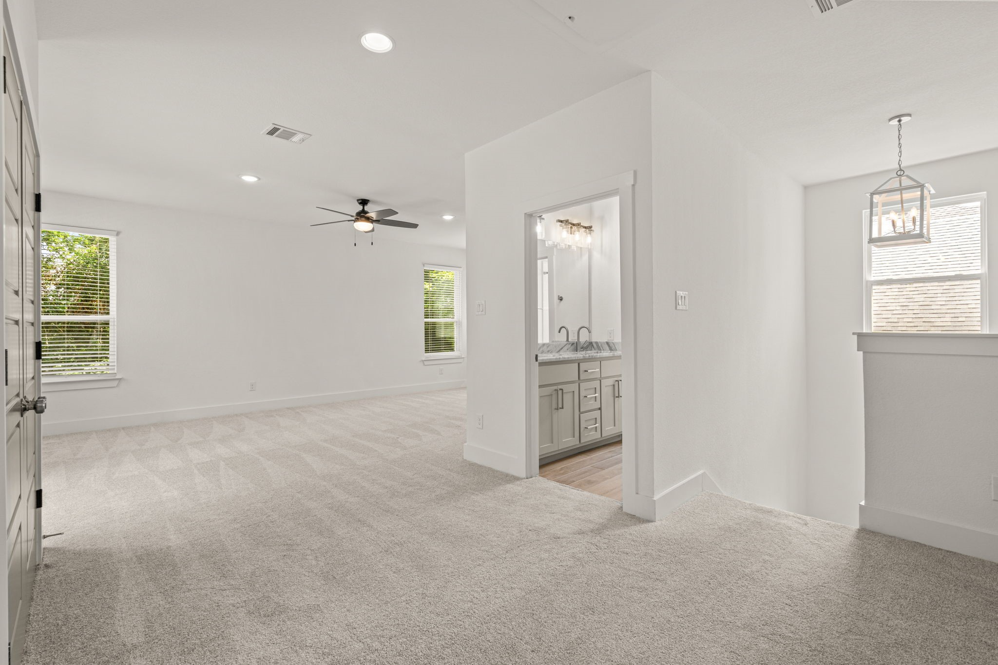5618 Oaks Lane Westworth Village TX 76114