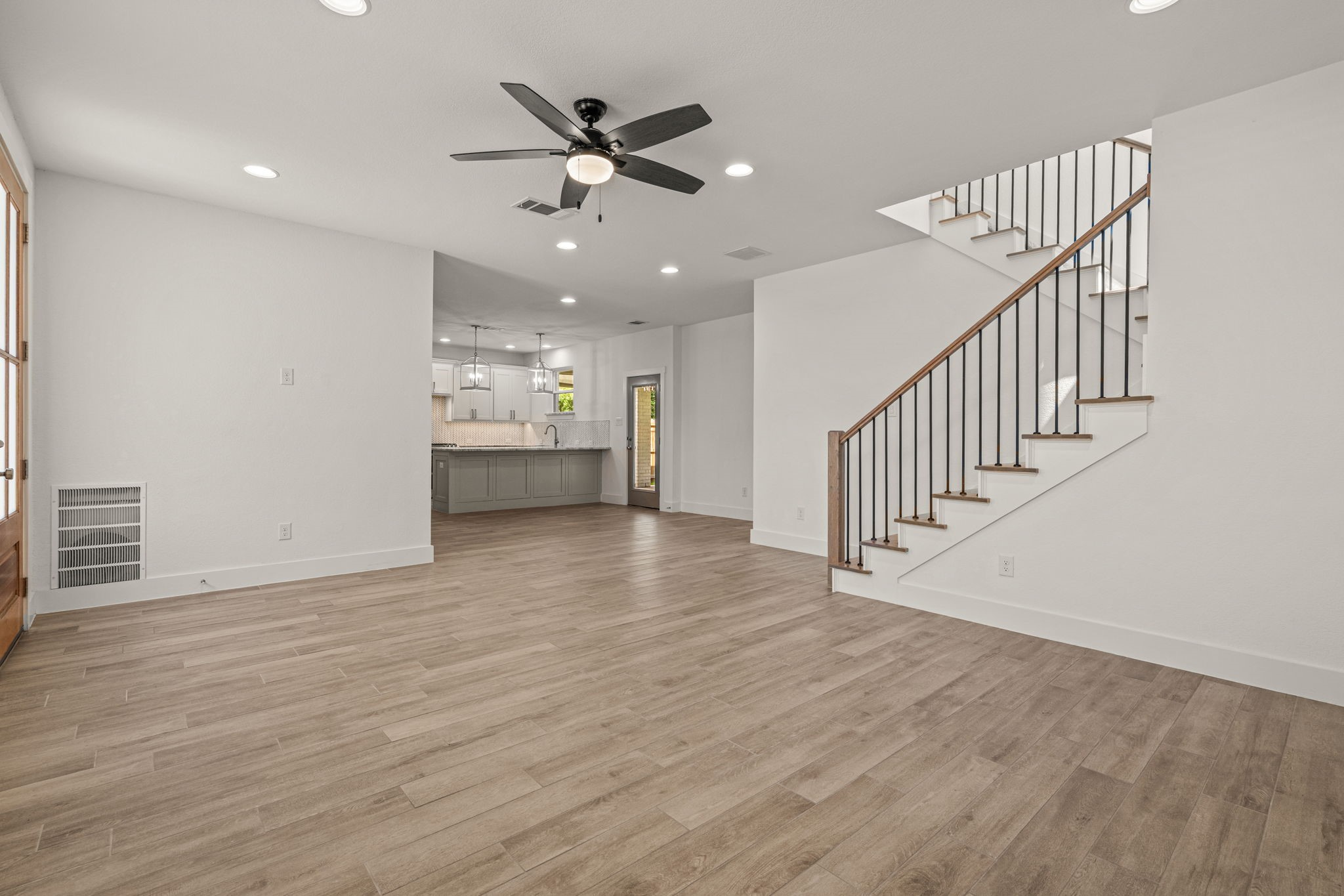 5618 Oaks Lane Westworth Village TX 76114