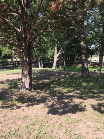995 Joggers Trail Collinsville TX 76233