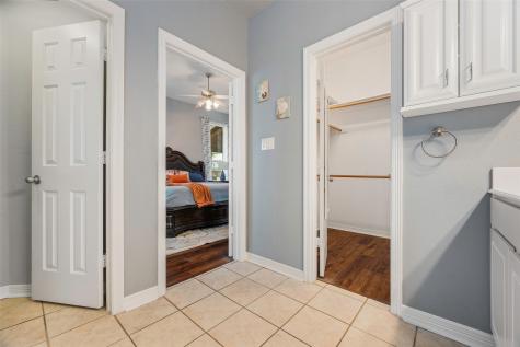 1409 Old Oak Trail Flower Mound TX 75028