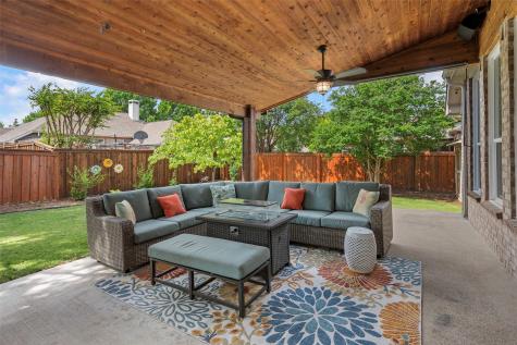 1409 Old Oak Trail Flower Mound TX 75028