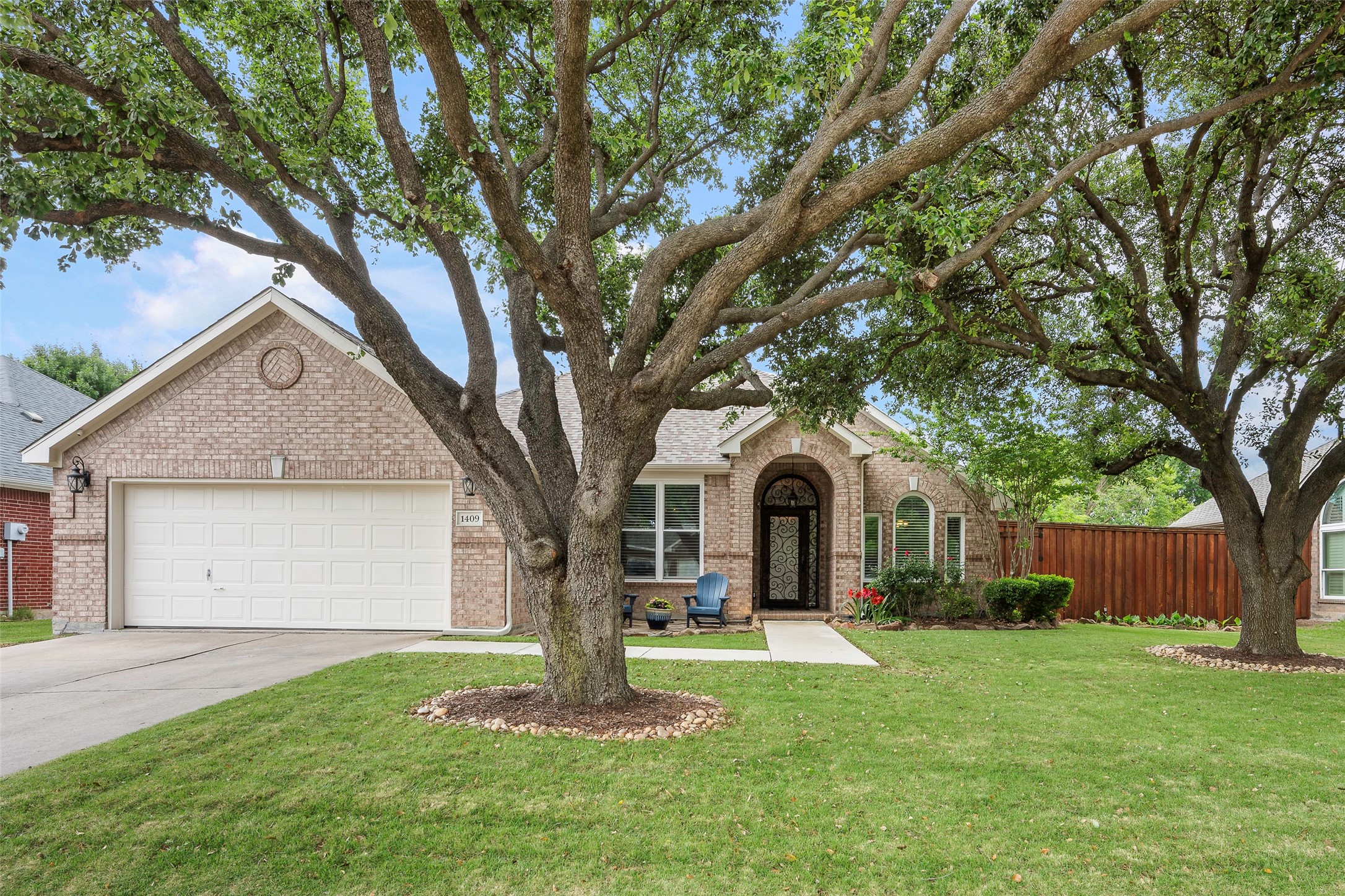 1409 Old Oak Trail Flower Mound TX 75028