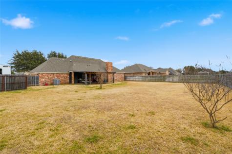 912 Queen Elizabeth Drive Waco TX 76657