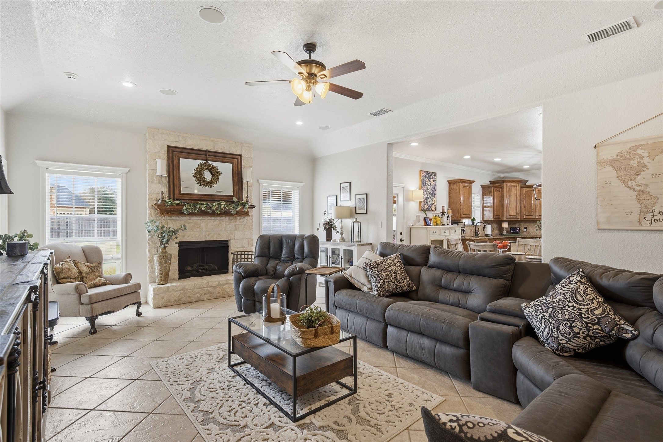 912 Queen Elizabeth Drive Waco TX 76657
