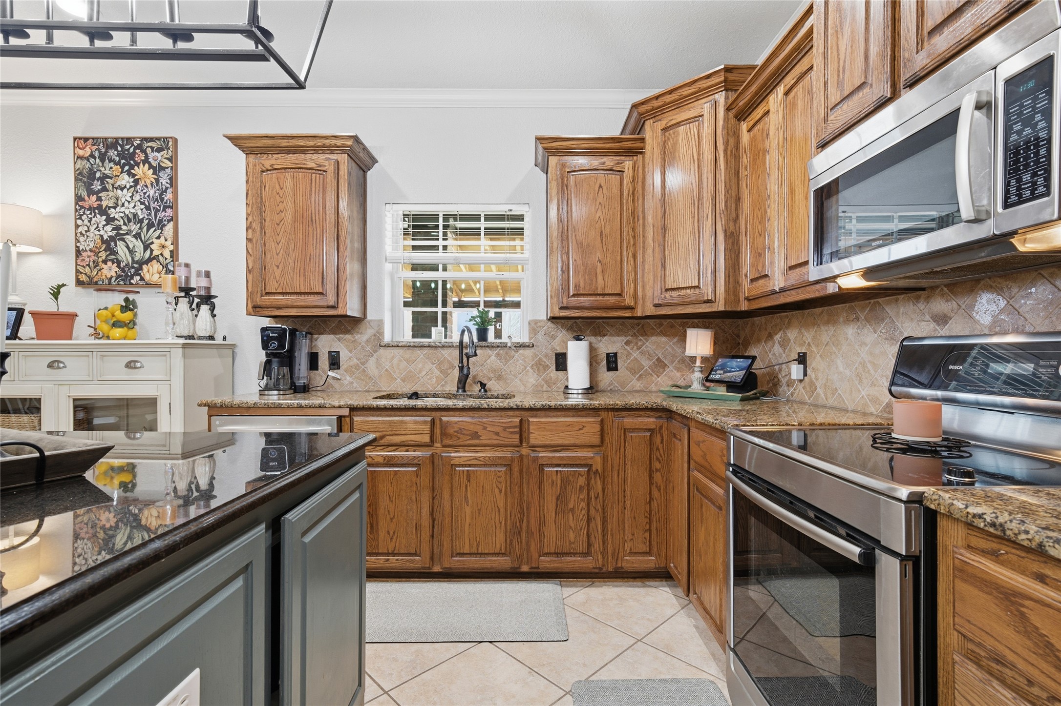912 Queen Elizabeth Drive Waco TX 76657
