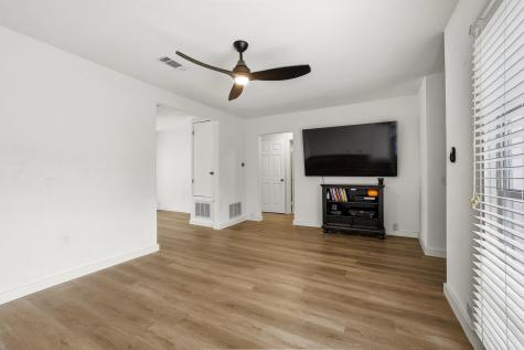 1109 E Lamar Street Sherman TX 75090