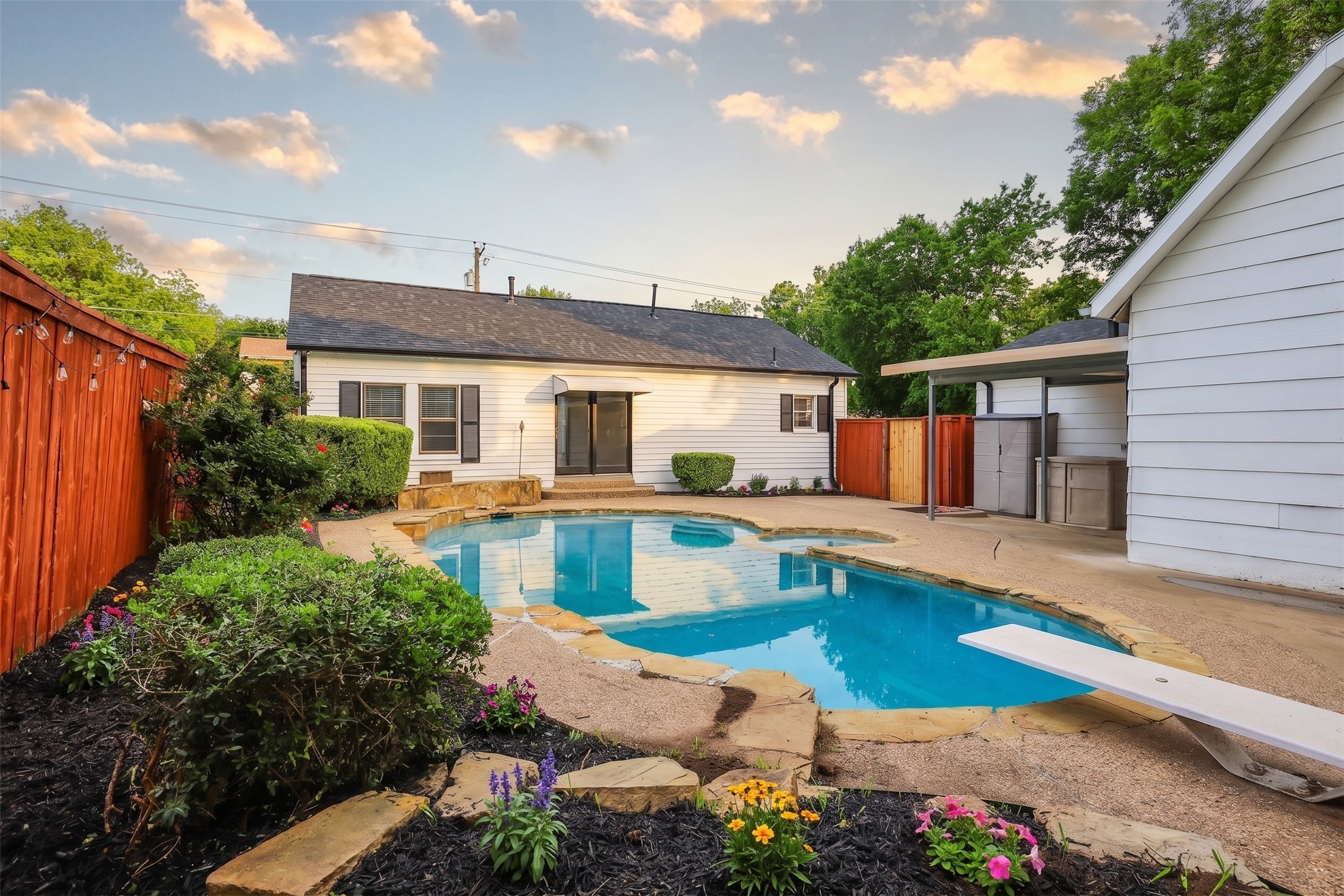 1109 E Lamar Street Sherman TX 75090