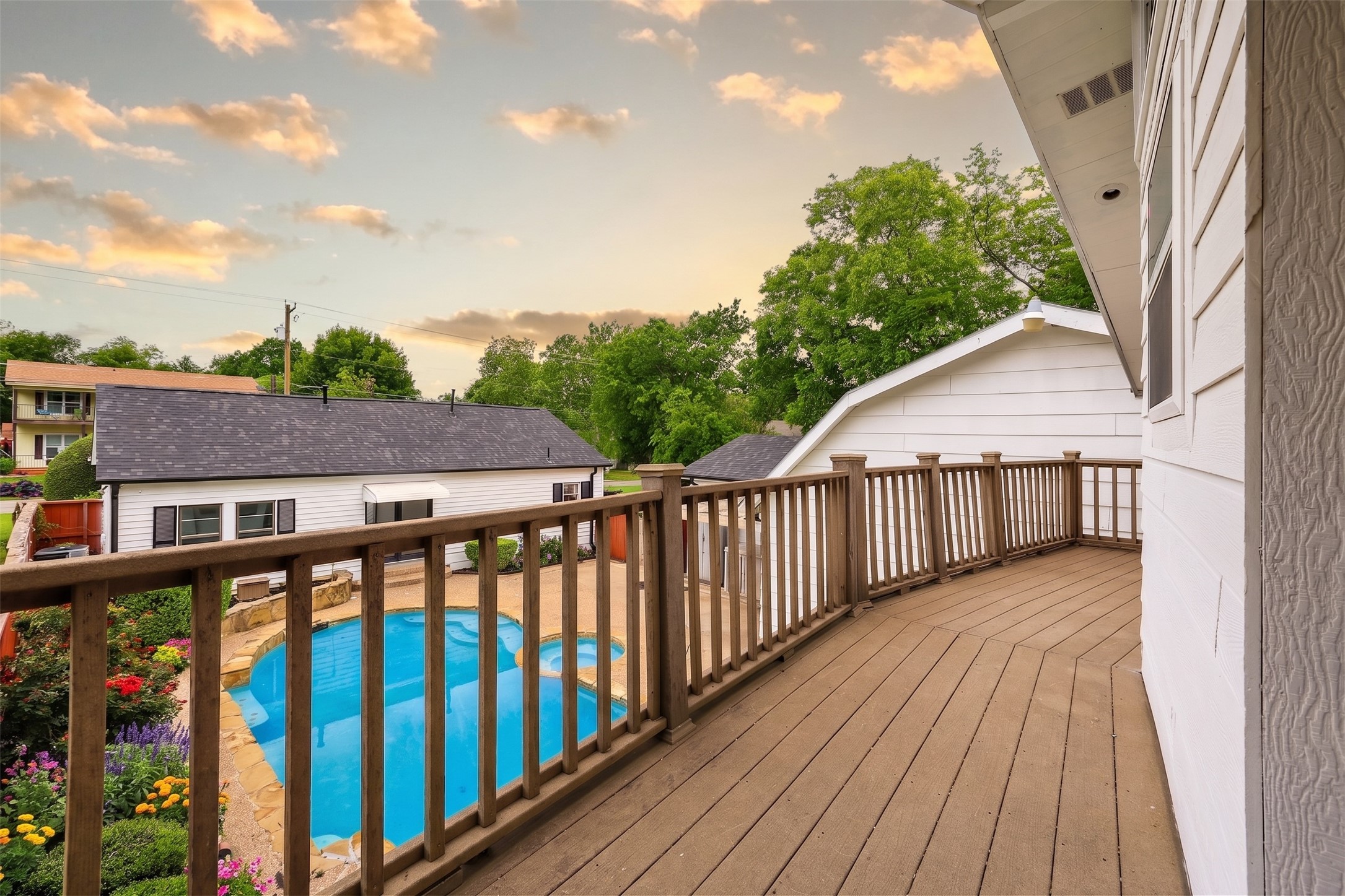 1109 E Lamar Street Sherman TX 75090