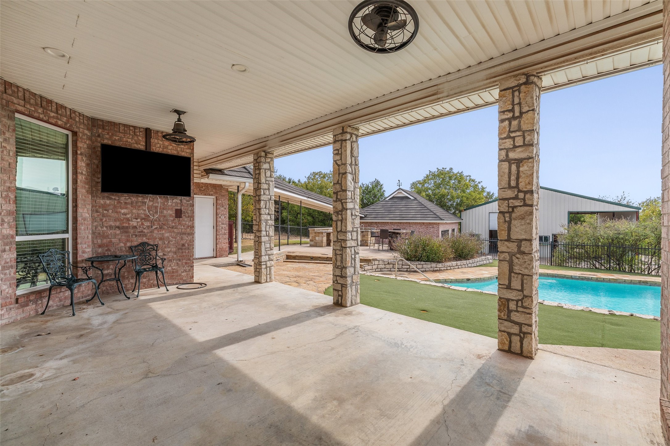 167 Duke Trail Weatherford TX 76088