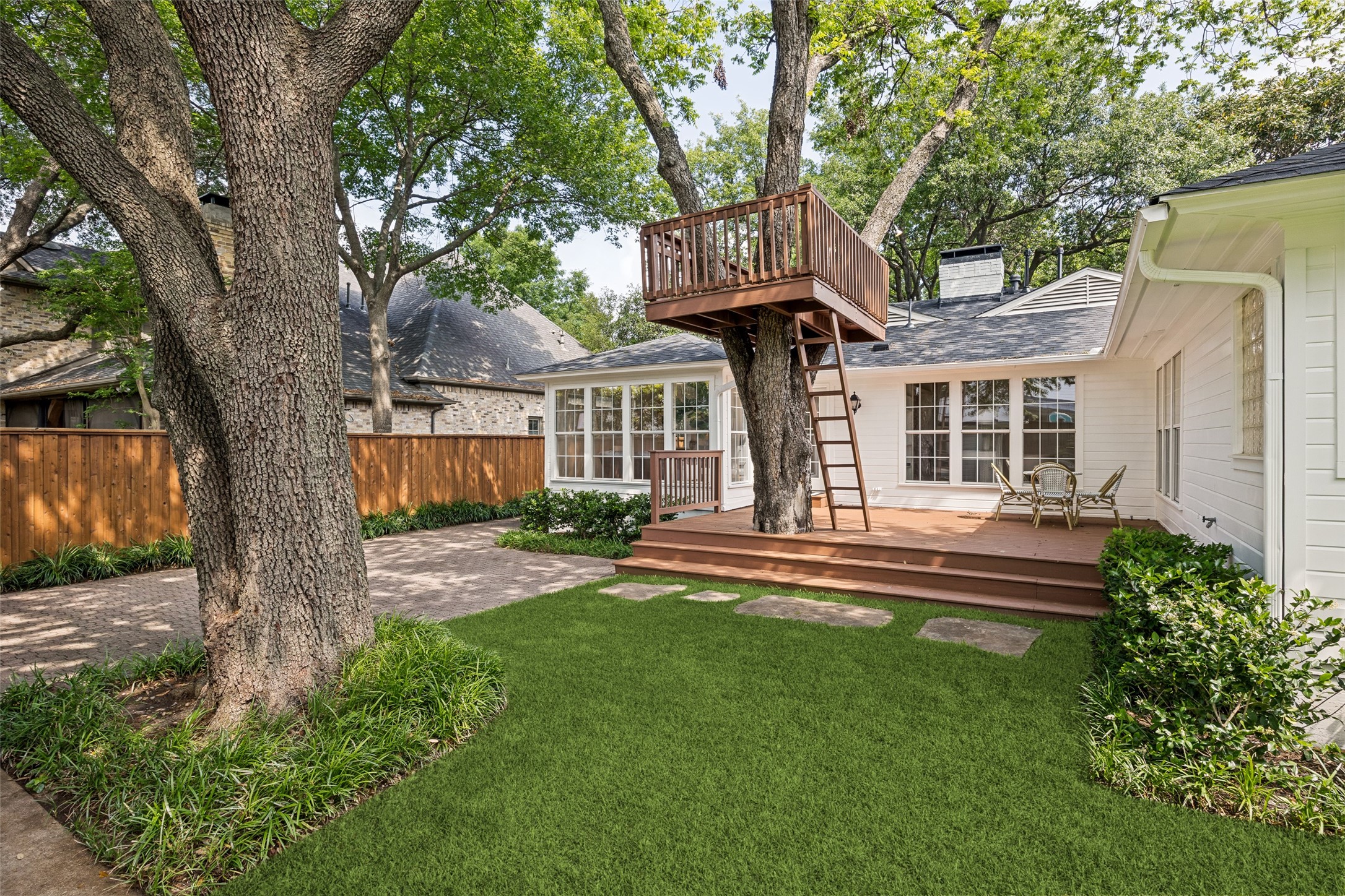3301 Villanova Street University Park TX 75225