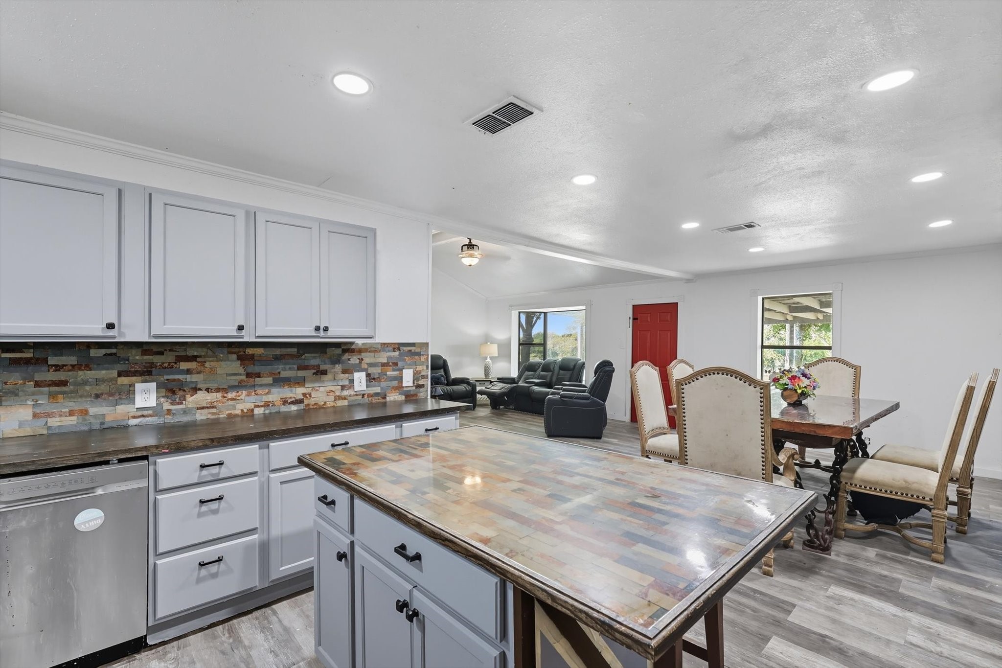 1118 Private Road 425 Whitewright TX 75491