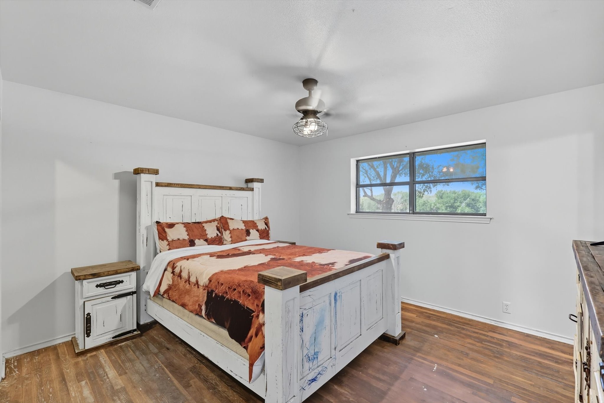 1118 Private Road 425 Whitewright TX 75491