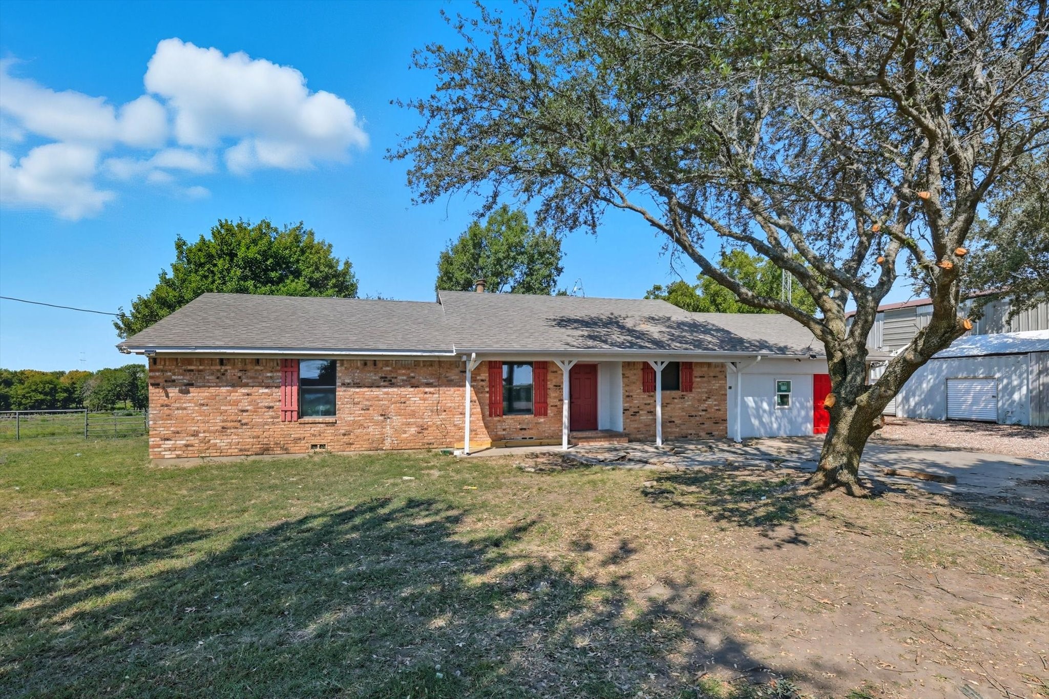 1118 Private Road 425 Whitewright TX 75491