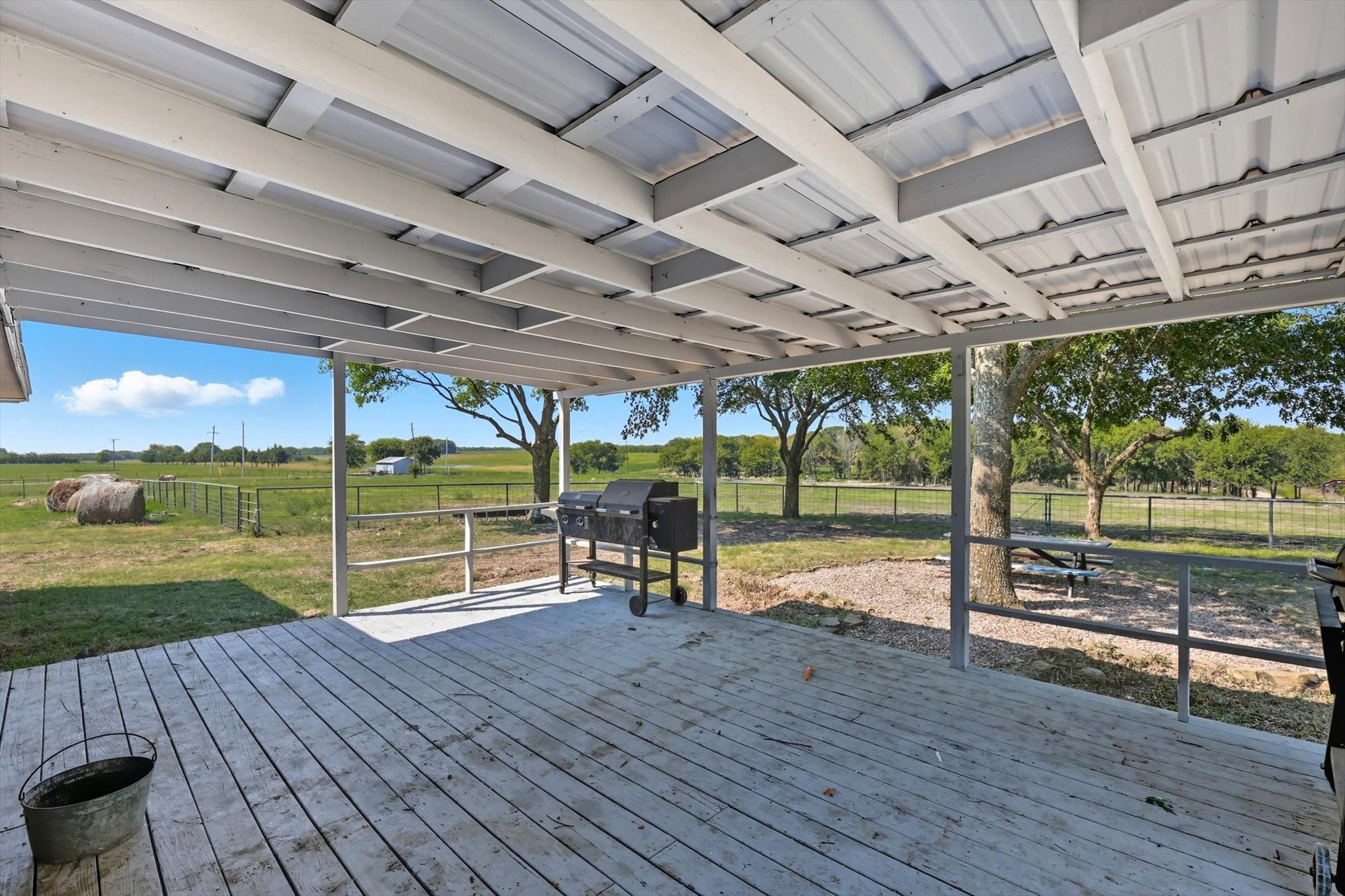 1118 Private Road 425 Whitewright TX 75491