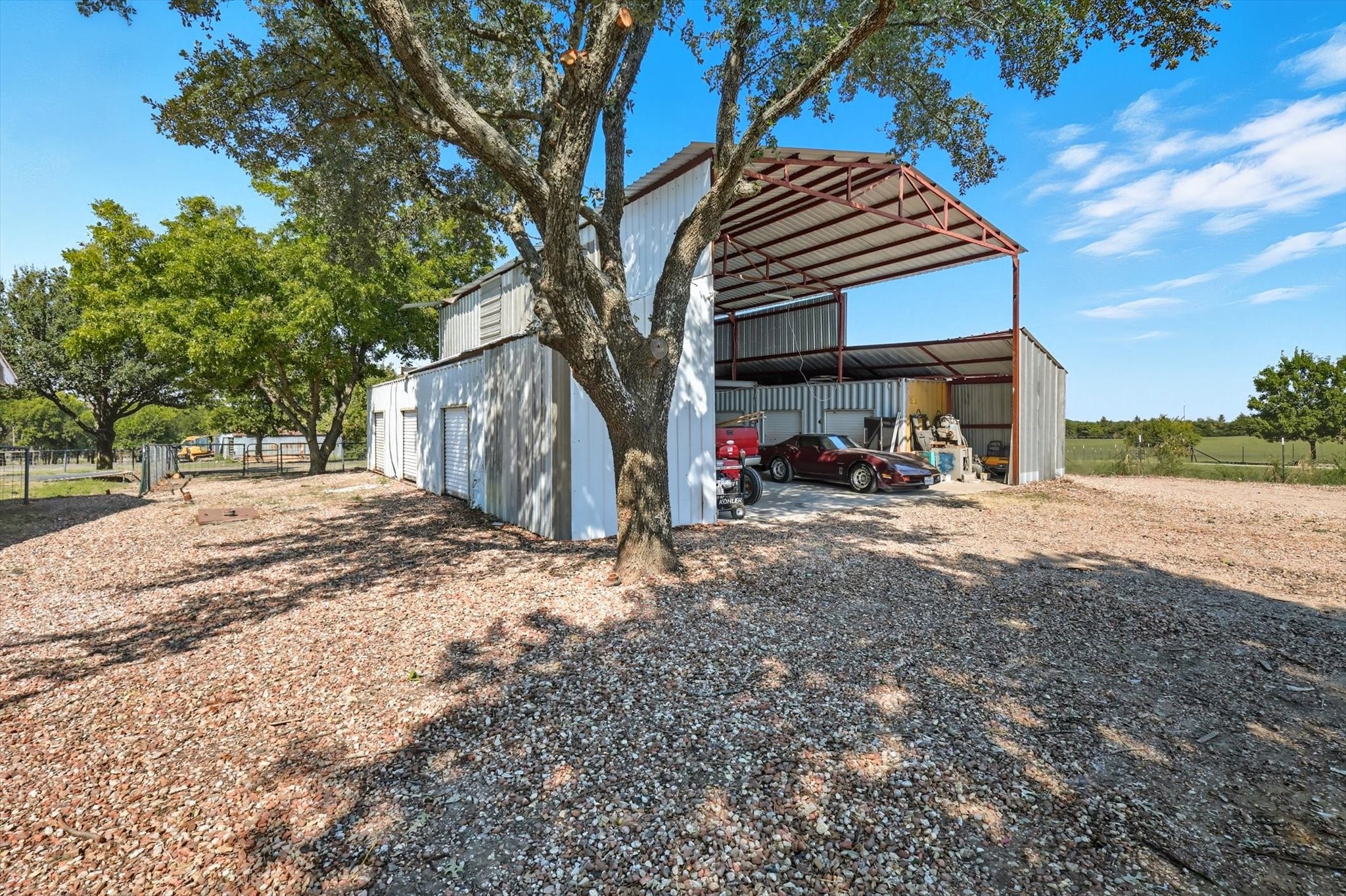1118 Private Road 425 Whitewright TX 75491